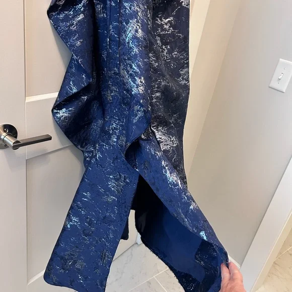 Mother of Bride or Groom dress-navy with silver metallic threading - Picture 6 of 11